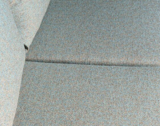 Sofa 2 cuerpos Tai Chenille FD cian tapiz