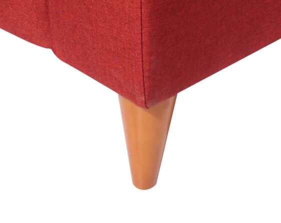 Sofa seccional Tai derecho Fur rojo patas conicas Sofa seccional Tai derecho Fur rojo patas conicas