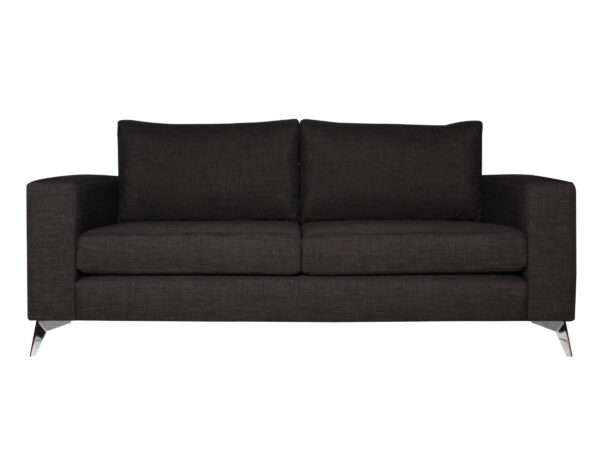 Sofá Thomas Bariloche con patas metálicas estrella