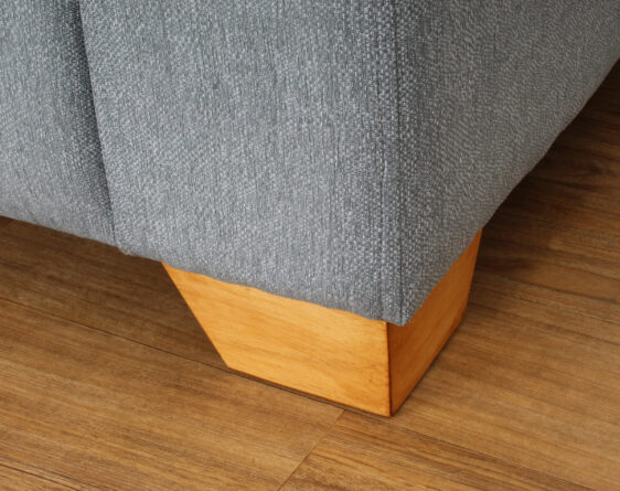 sofa monaco 2 cuerpos wr detalle pata sofa monaco 2 cuerpos wr detalle pata