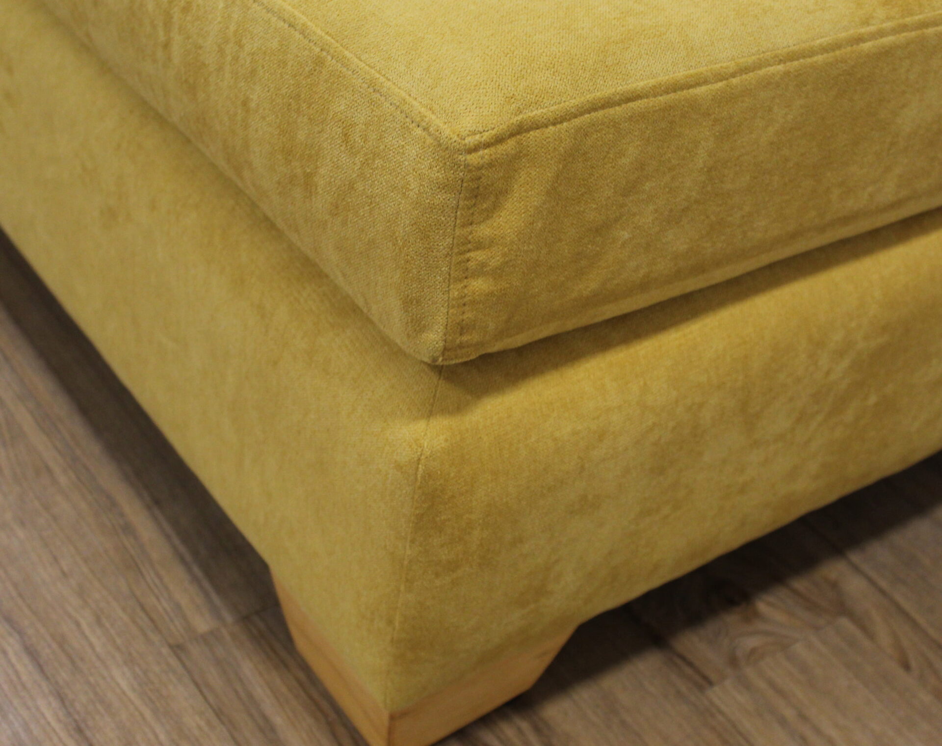 sofa dresde oro detalle asiento