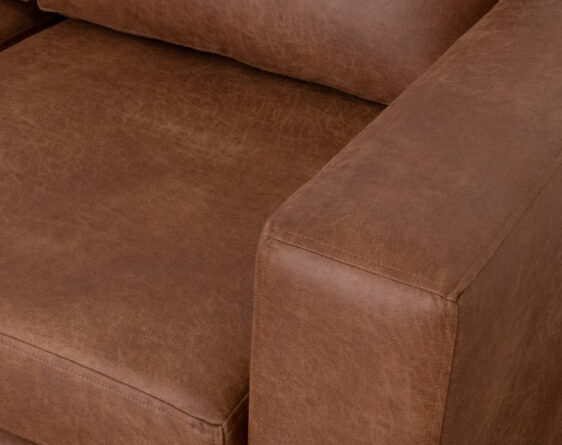 sofa monaco 4 cuerpos cuero bonded 70 whisky detalle
