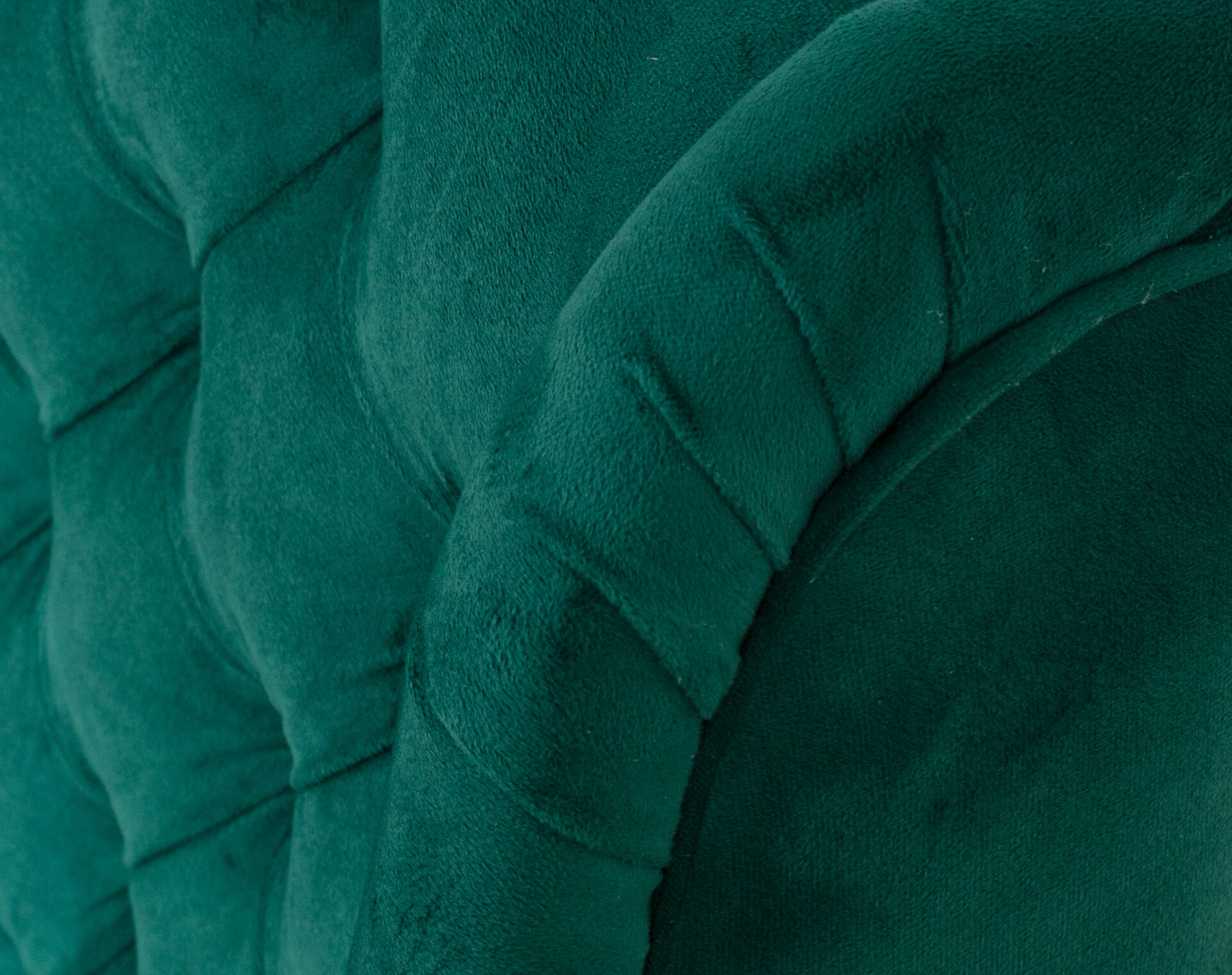 poltrona tren alaska felpa soft velvet verde botella detalle 2