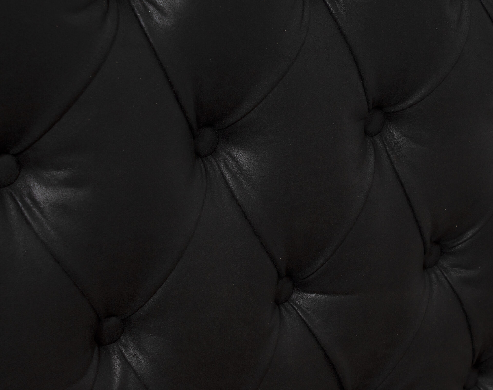 sofa tipo verona capitone exterior cuero bonded 70 negro detalle1